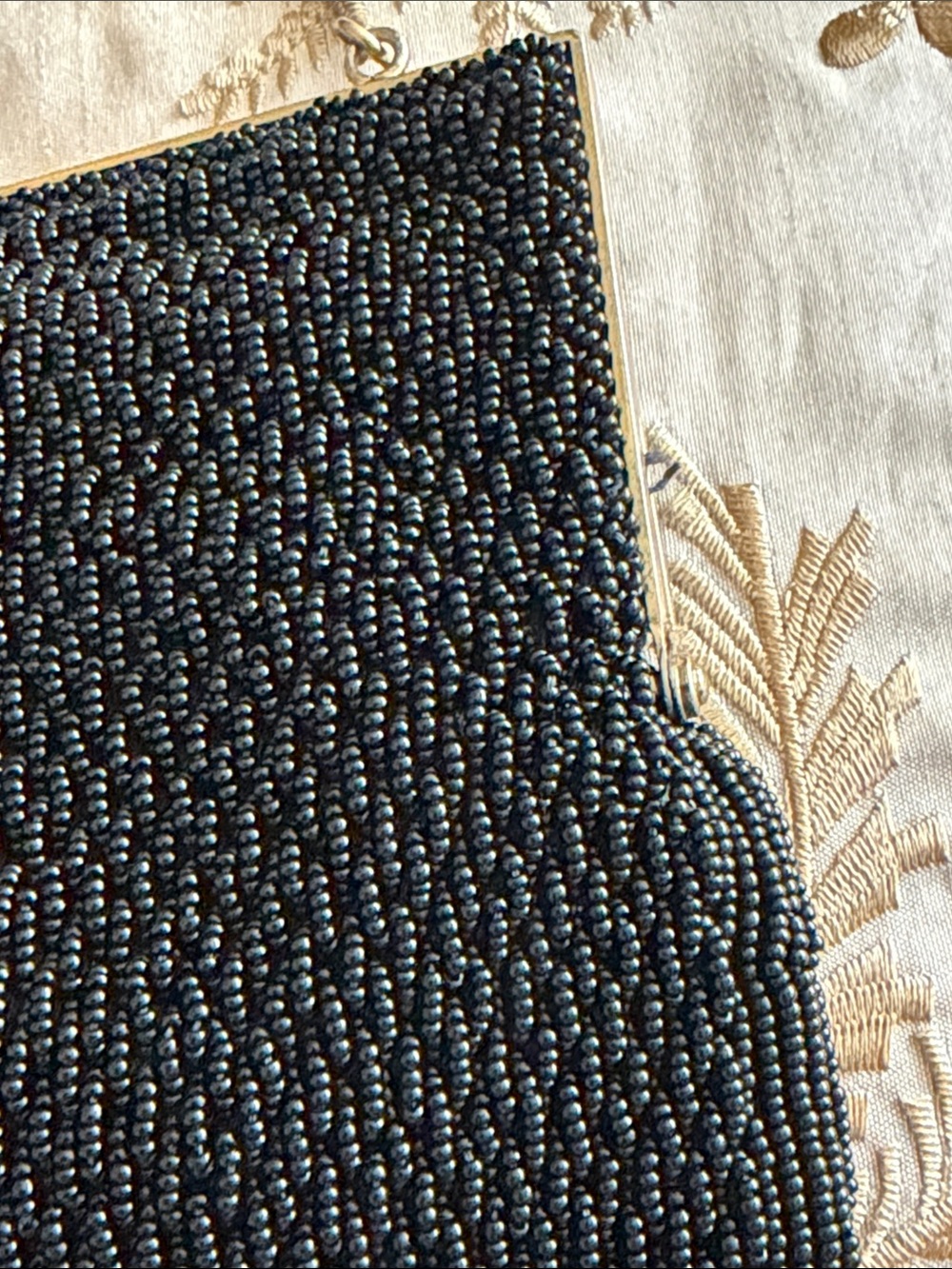 Elegant vintage Black Beaded evening bag - Picture 6 of 16